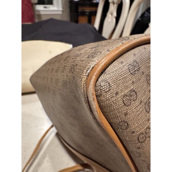 Vintage Gucci Micro GG Supreme Shoulder Bag In Tan - Picture 6 of 16